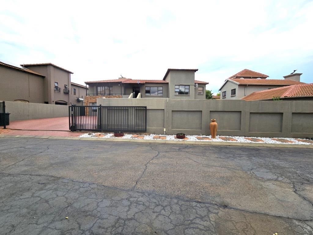 4 Bedroom Property for Sale in Melodie North West